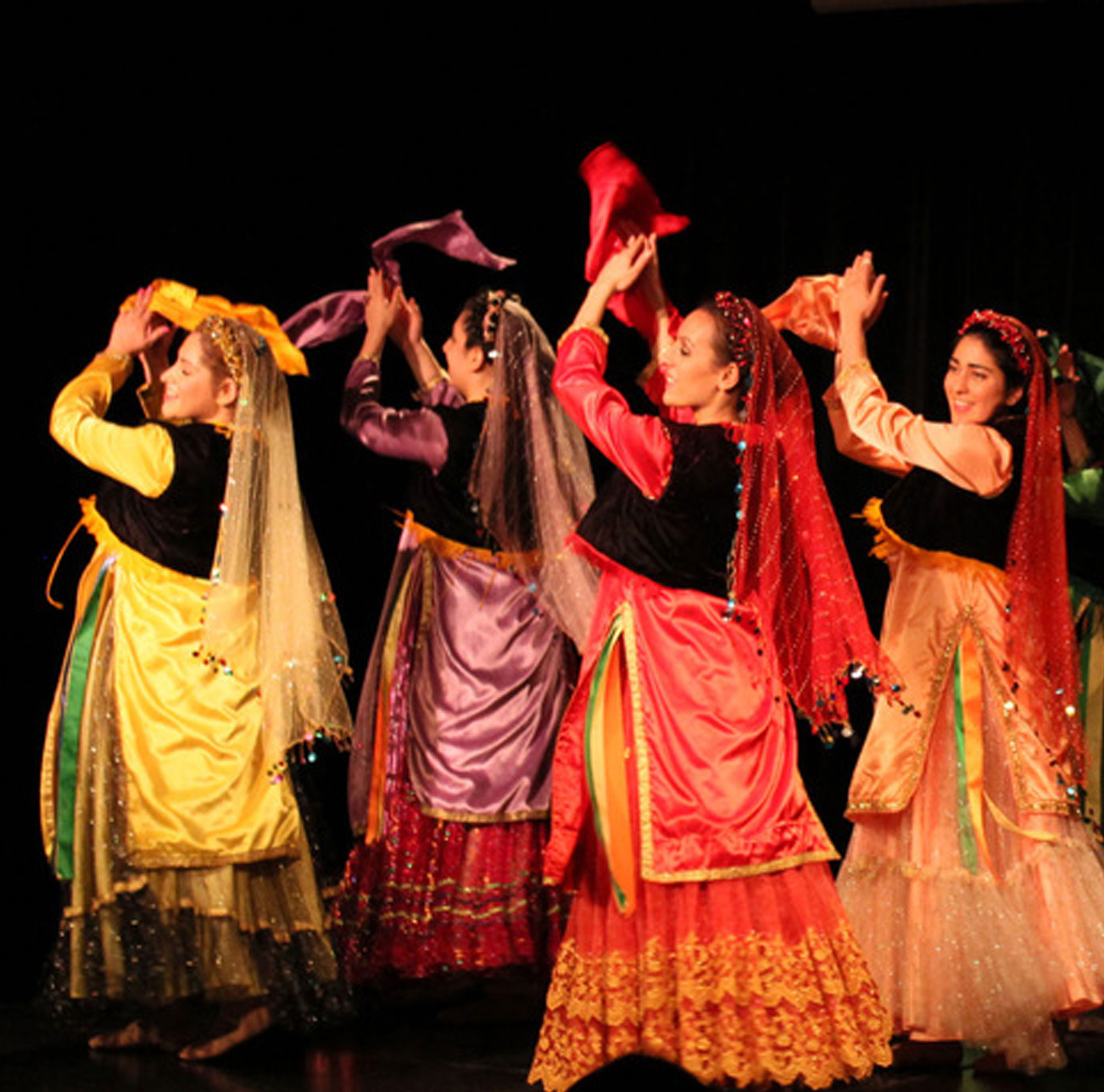 Members of Vancouver Pars National Ballet perform